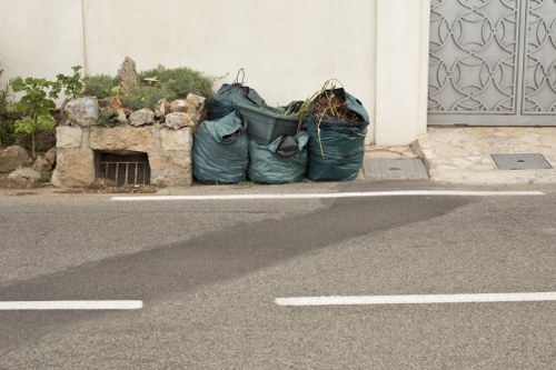 Business waste management team in Stoke Newington