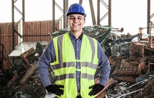 Eco-friendly flat clearance with recycling services
